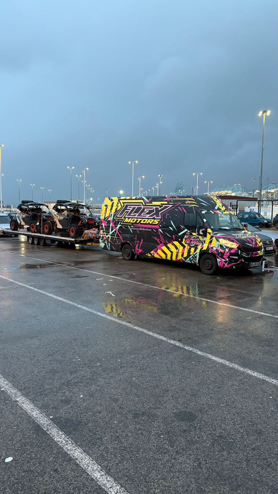 Multi-vehicle convoy